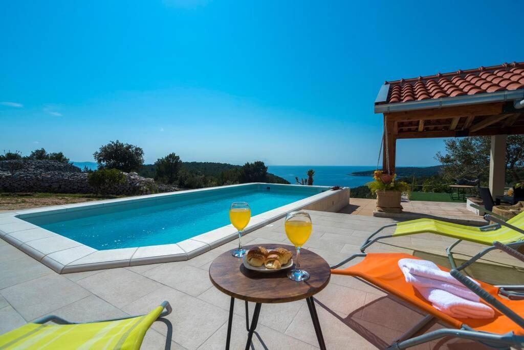 Isolated Paradise Adio Mare Milna  Exterior foto