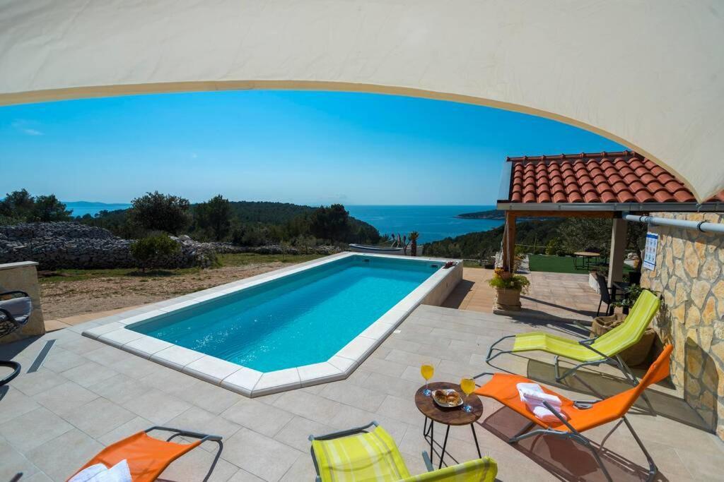 Isolated Paradise Adio Mare Milna  Exterior foto