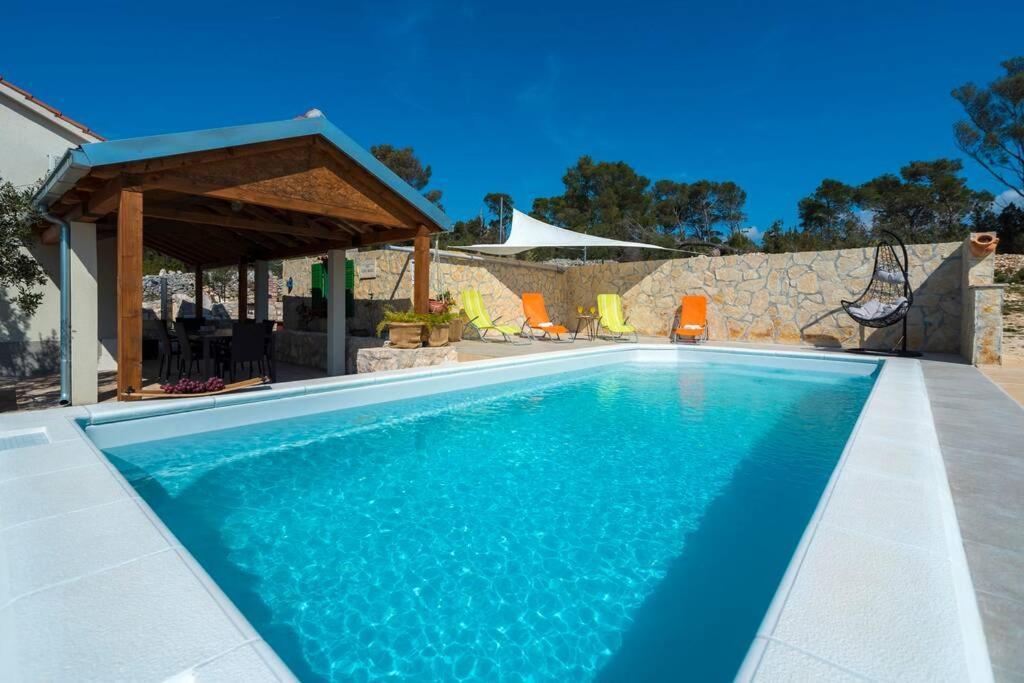 Isolated Paradise Adio Mare Milna  Exterior foto