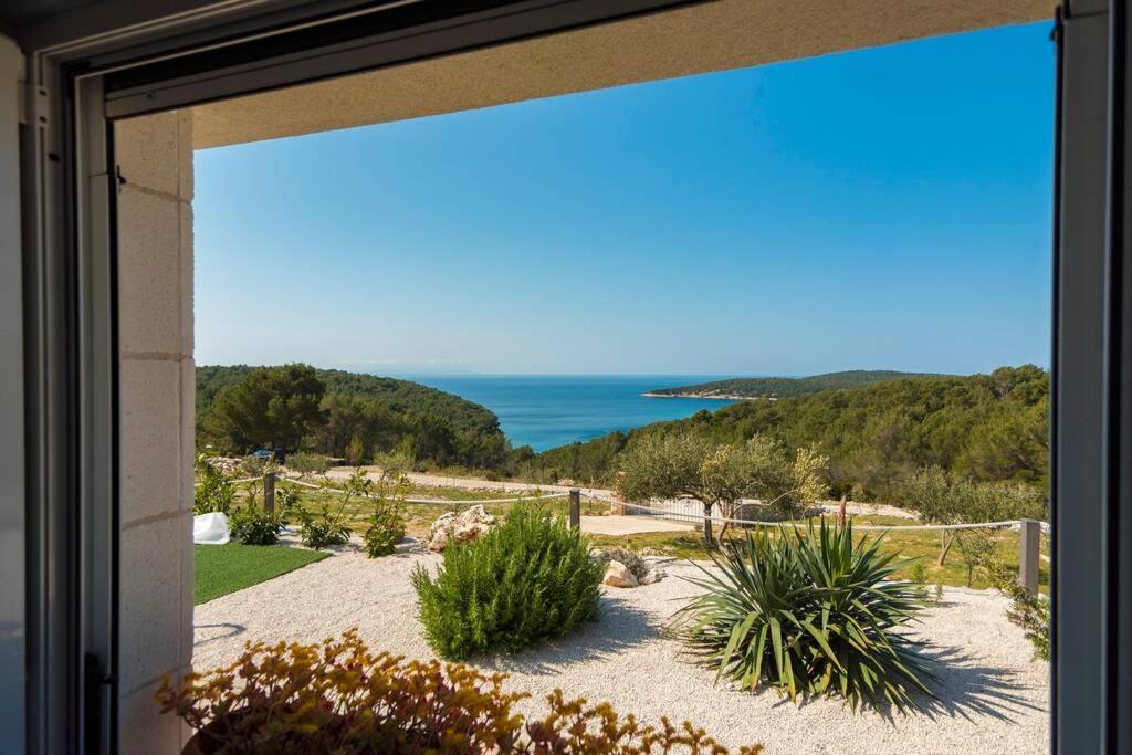 Isolated Paradise Adio Mare Milna  Exterior foto