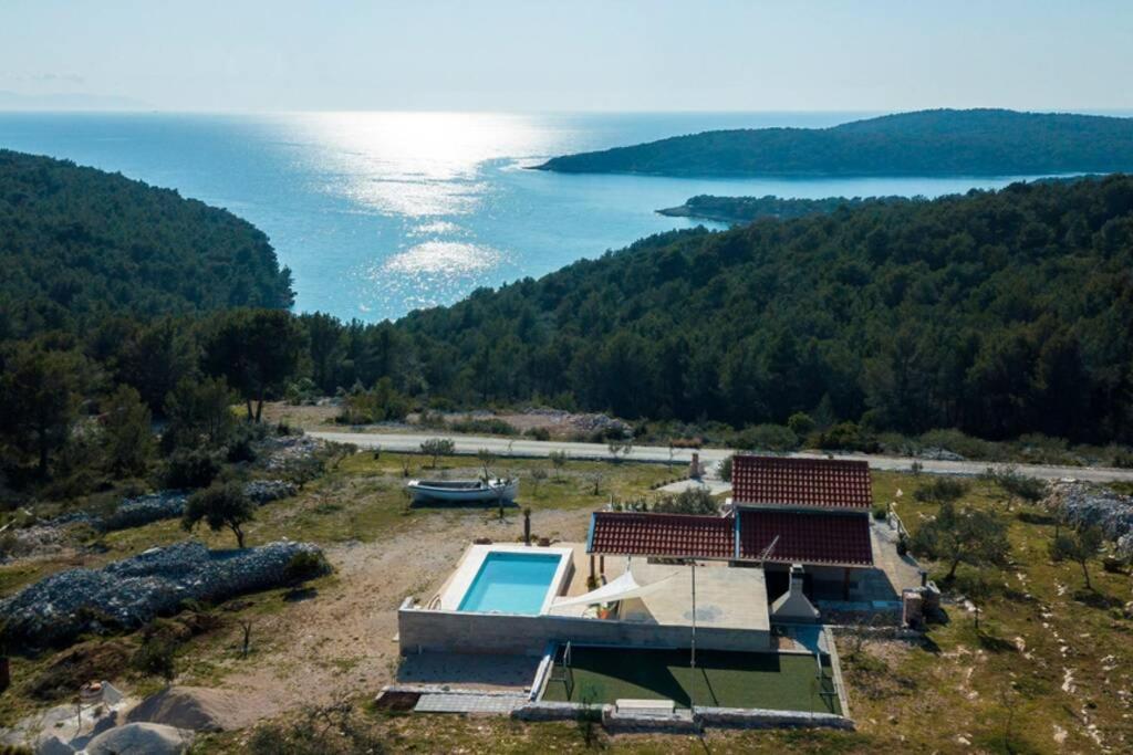 Isolated Paradise Adio Mare Milna  Exterior foto